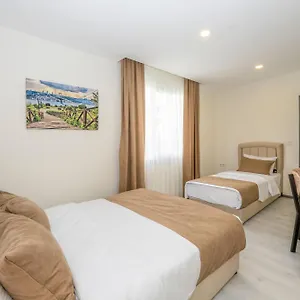Gloria Airport Otel